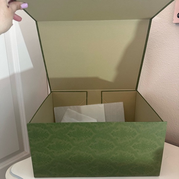 Gucci Green Patterned Box - Picture 3 of 4